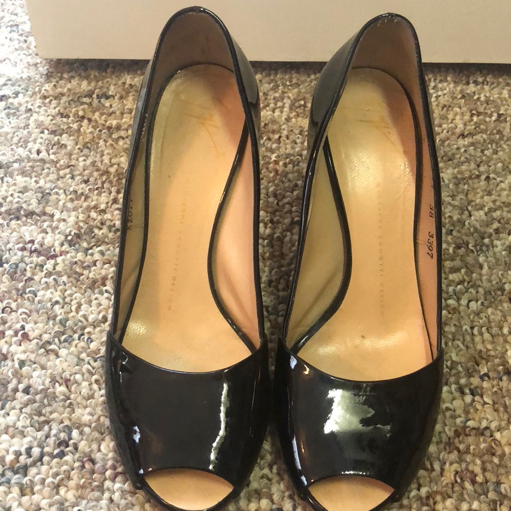 Giuseppe Zanotti Black Peep Toe heels